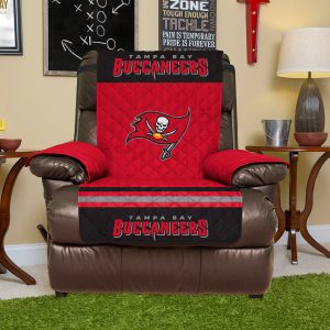 Tampa Bay Buccaneers Red Recliner Protector